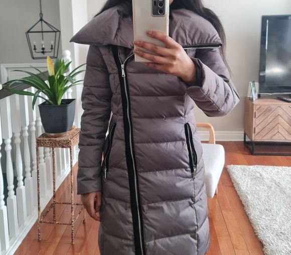 tahari brooklyn puffer coat - Picture 5 of 6